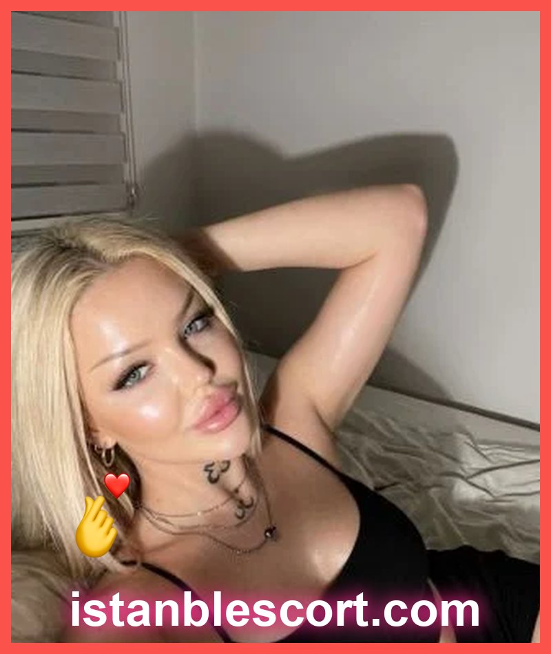 Defne, 27 — بطاقة فترينة مركز مرافقات أدالار
